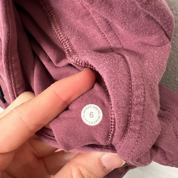 Lululemon inner glow shorts - Picture 6 of 7